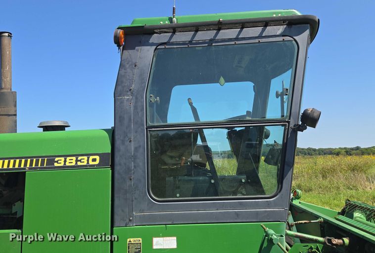 image for item DU6871 2006 John Deere 3830 swather / windrower