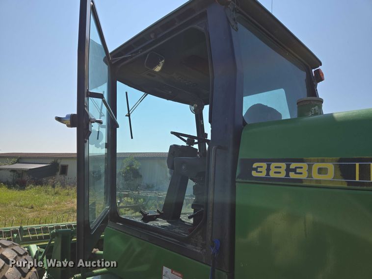 image for item DU6871 2006 John Deere 3830 swather / windrower