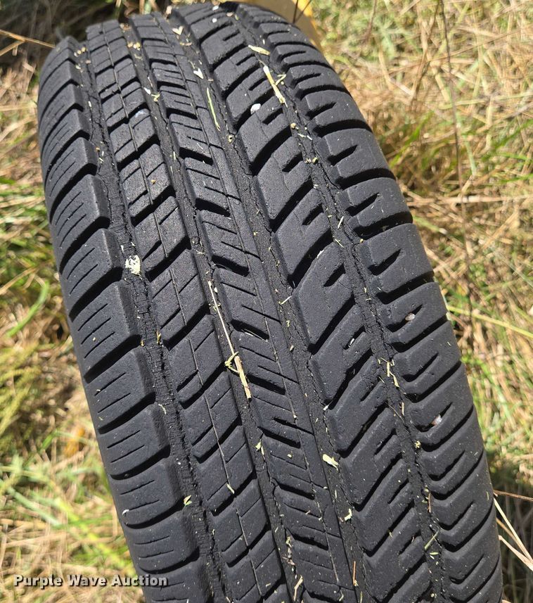 image for item DU6872 2003 Vermeer WR24 hay rake