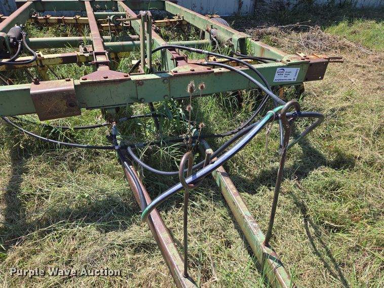 image for item DU6873 John Deere T0230 tandem disk