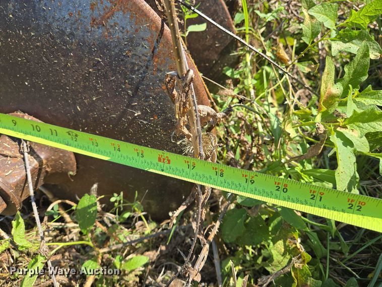 image for item DU6873 John Deere T0230 tandem disk