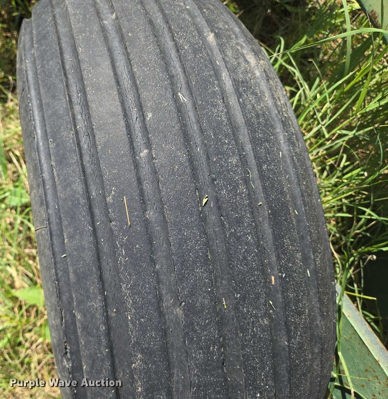 image for item DU6873 John Deere T0230 tandem disk