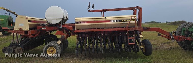 image for item DU6879 Krause 5430 grain drill