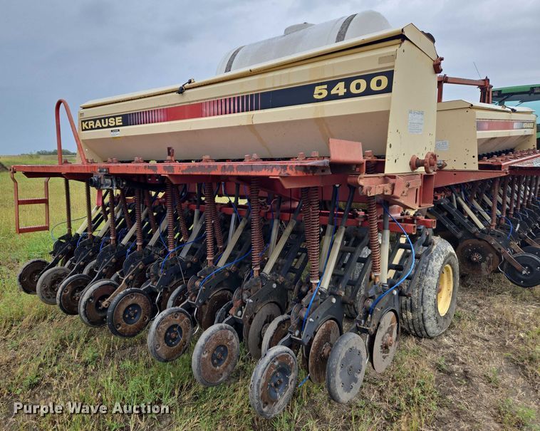image for item DU6879 Krause 5430 grain drill