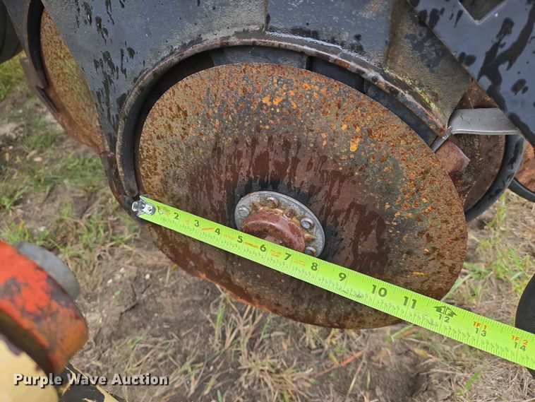 image for item DU6879 Krause 5430 grain drill