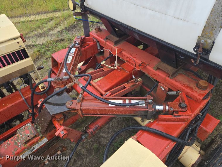 image for item DU6879 Krause 5430 grain drill