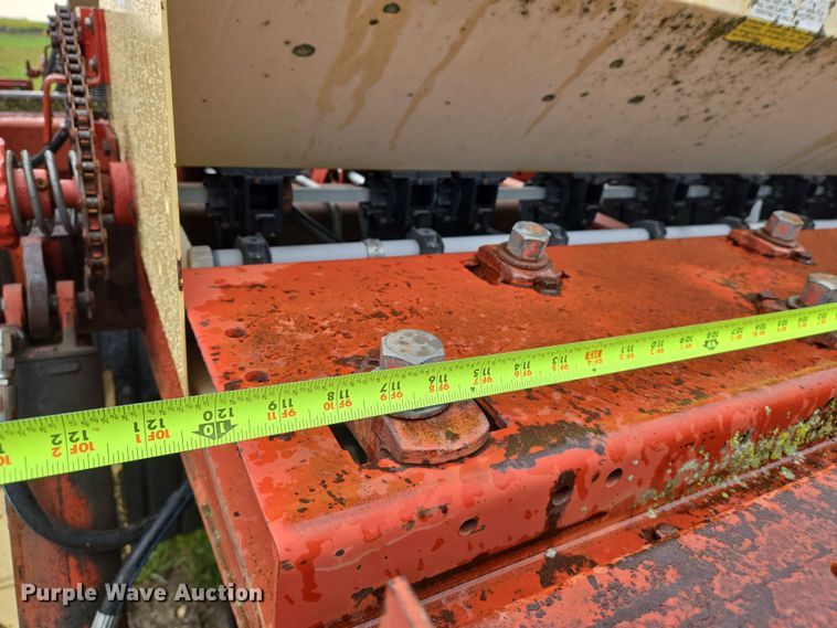 image for item DU6879 Krause 5430 grain drill