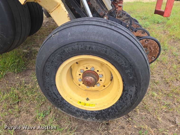 image for item DU6879 Krause 5430 grain drill