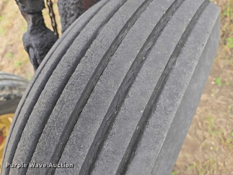 image for item DU6879 Krause 5430 grain drill