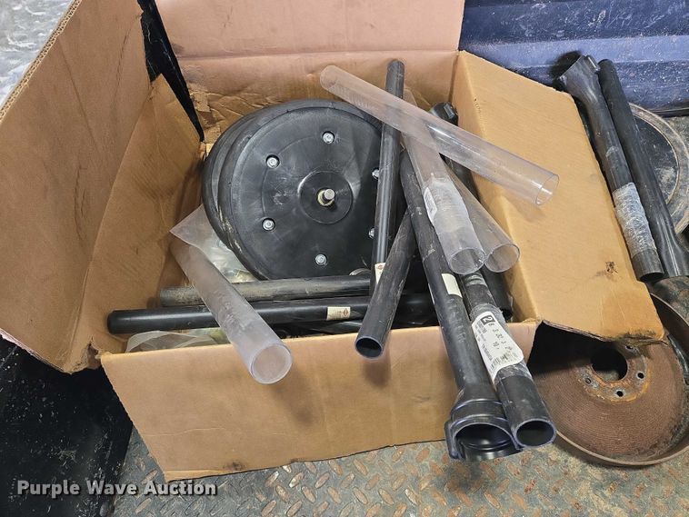 image for item DU6879 Krause 5430 grain drill