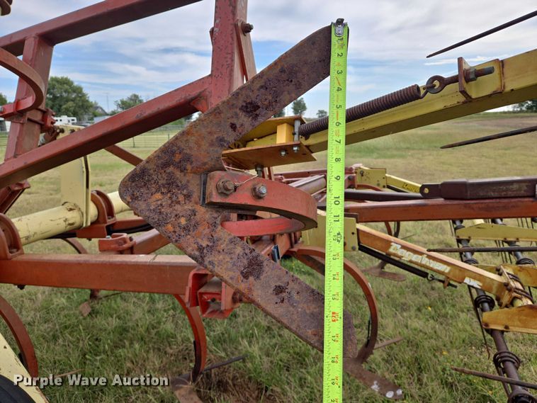 image for item DU6895 Krause 3518 field cultivator