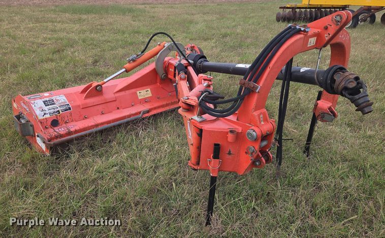 image for item DU6896 Kuhn TB 181 flail mower