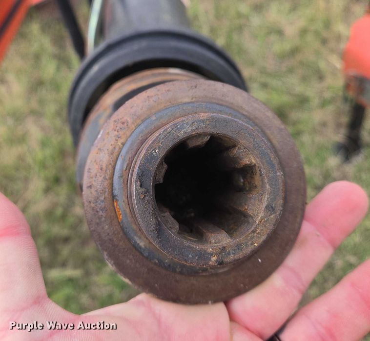 image for item DU6896 Kuhn TB 181 flail mower