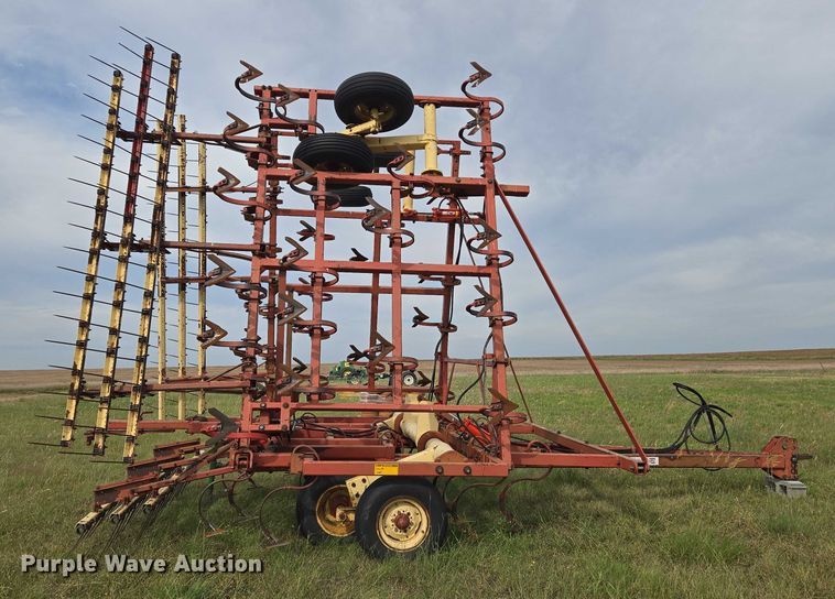 image for item DU6899 Krause 4133 field cultivator