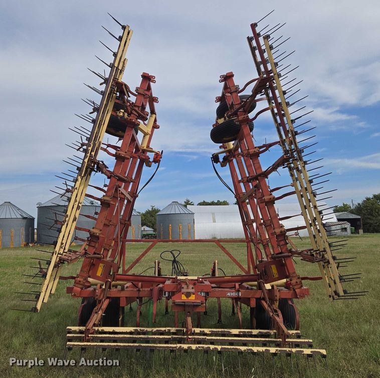 image for item DU6899 Krause 4133 field cultivator