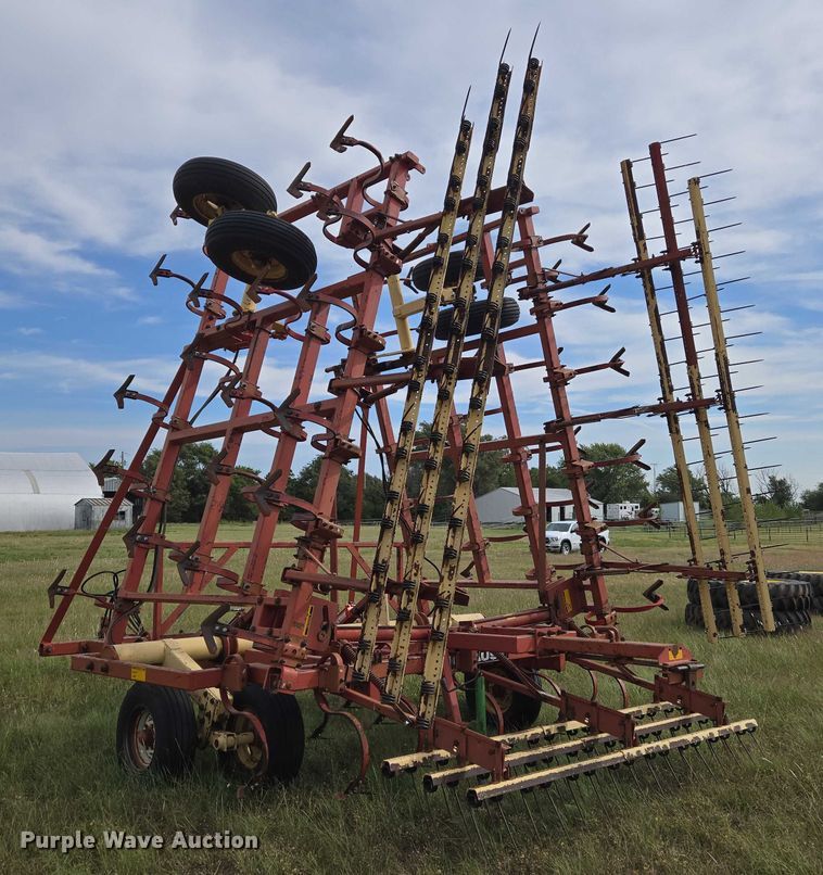 image for item DU6899 Krause 4133 field cultivator