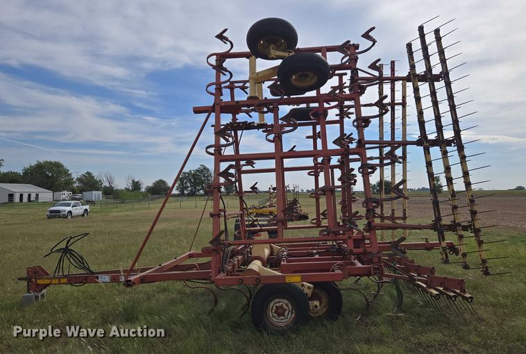 image for item DU6899 Krause 4133 field cultivator