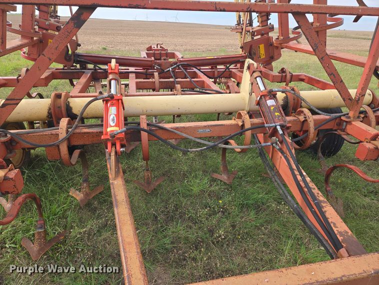 image for item DU6899 Krause 4133 field cultivator