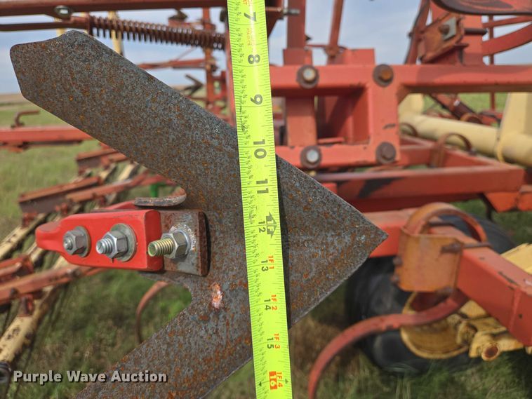 image for item DU6899 Krause 4133 field cultivator