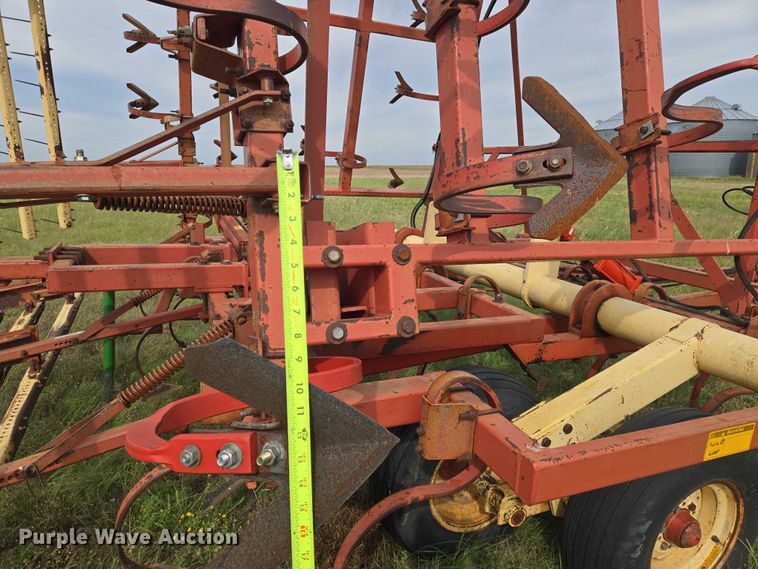 image for item DU6899 Krause 4133 field cultivator