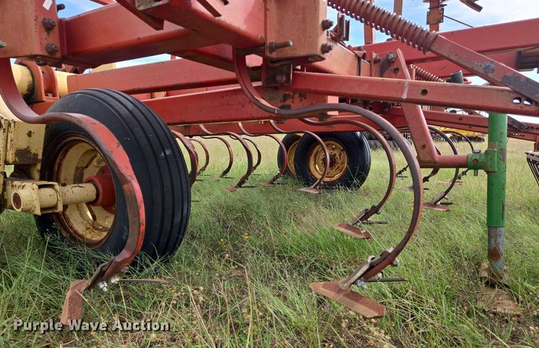 image for item DU6899 Krause 4133 field cultivator