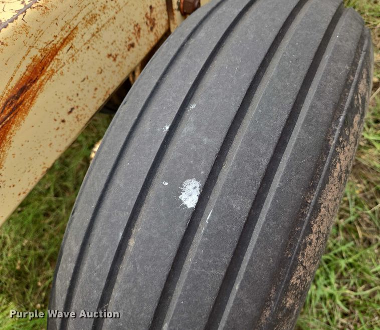 image for item DU6899 Krause 4133 field cultivator