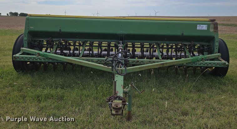 image for item DU6903 John Deere 8300 grain drill