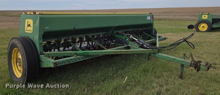 image for item DU6903 John Deere 8300 grain drill