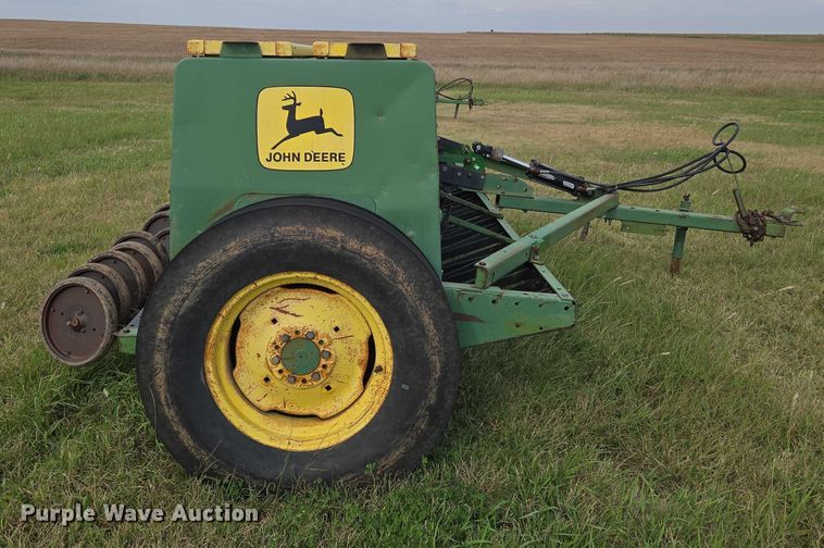 image for item DU6903 John Deere 8300 grain drill