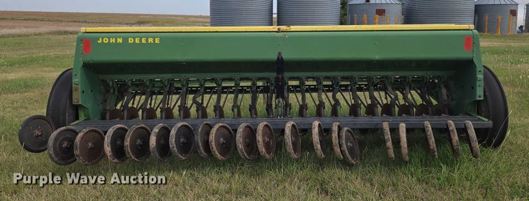 image for item DU6903 John Deere 8300 grain drill