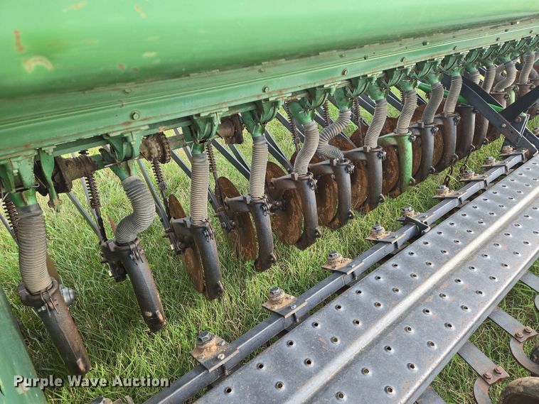 image for item DU6903 John Deere 8300 grain drill