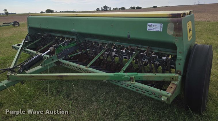 image for item DU6903 John Deere 8300 grain drill