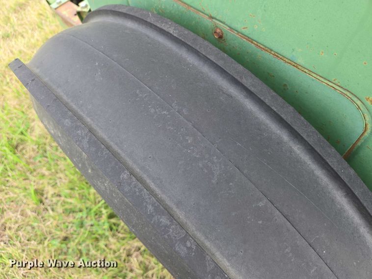 image for item DU6903 John Deere 8300 grain drill