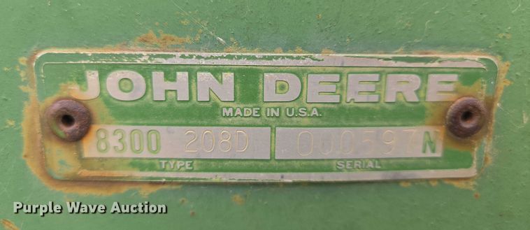 image for item DU6903 John Deere 8300 grain drill