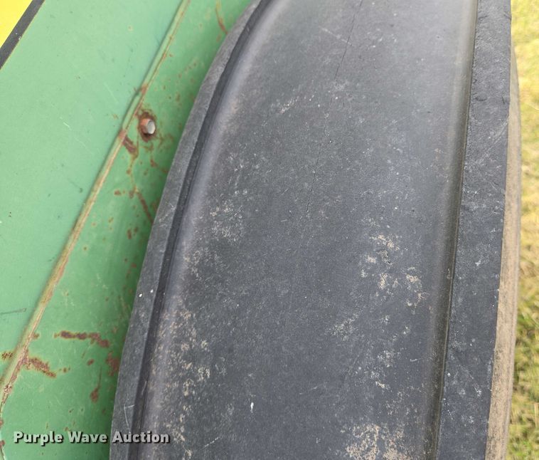 image for item DU6904 John Deere 8300 grain drill