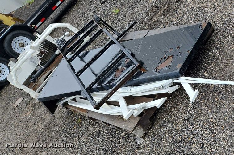 image for item DU6910 Spreader parts 