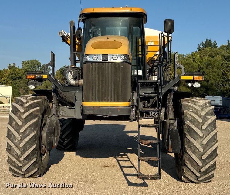 image for item DW6616 2013 RoGator RG1100 spreader