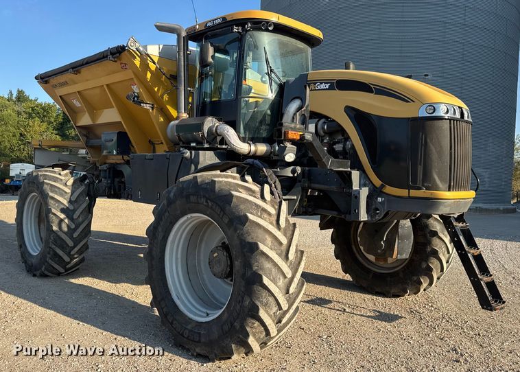 image for item DW6616 2013 RoGator RG1100 spreader