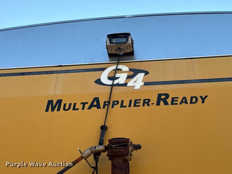 image for item DW6616 2013 RoGator RG1100 spreader