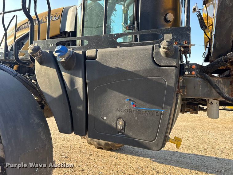 image for item DW6616 2013 RoGator RG1100 spreader