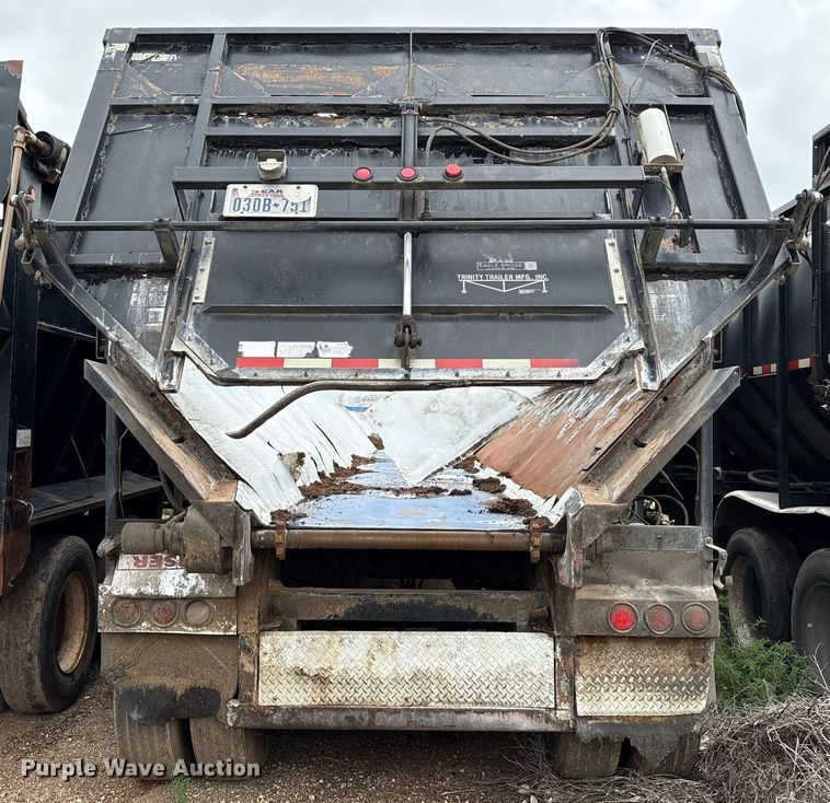 image for item DX7986 2013 Trinity  Eagle Bridge live bottom trailer