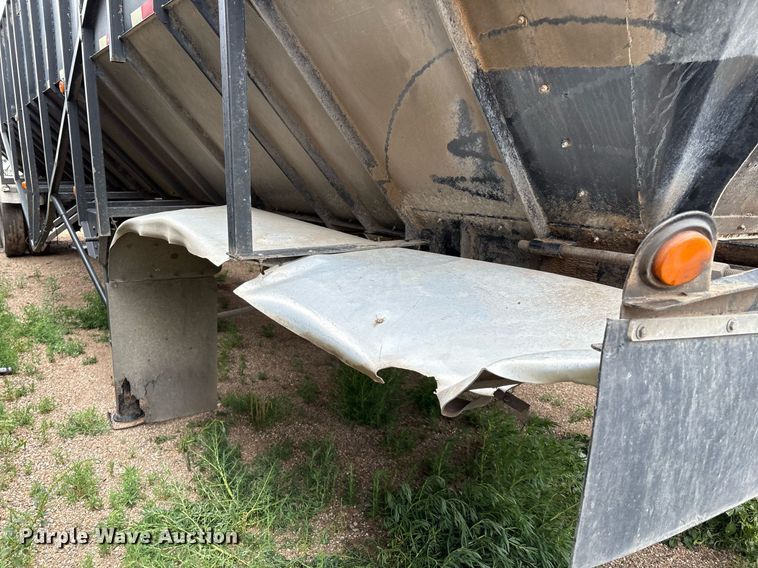 image for item DX7986 2013 Trinity  Eagle Bridge live bottom trailer