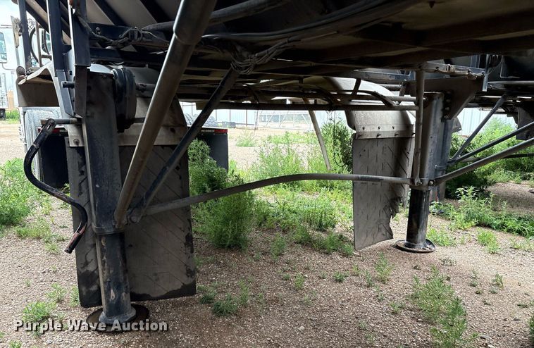 image for item DX7986 2013 Trinity  Eagle Bridge live bottom trailer