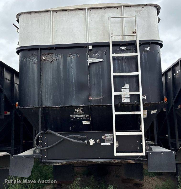 image for item DX7988 2011 Trinity Eagle Bridge live bottom trailer