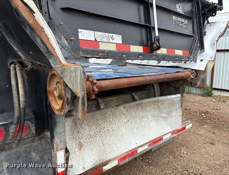 image for item DX7988 2011 Trinity Eagle Bridge live bottom trailer