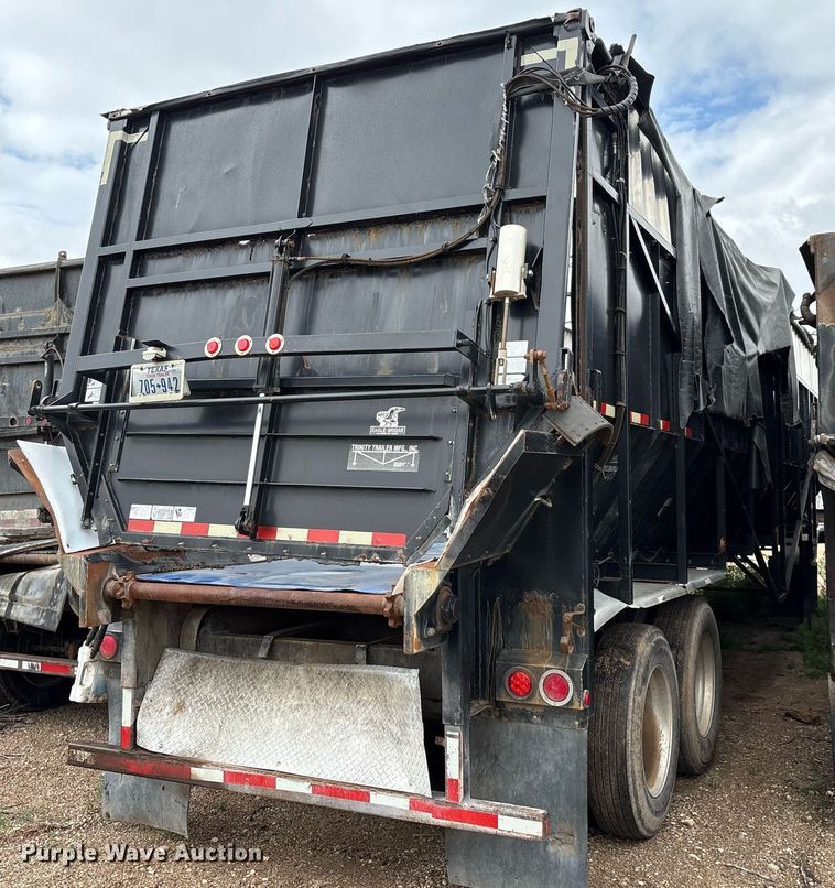 image for item DX7988 2011 Trinity Eagle Bridge live bottom trailer