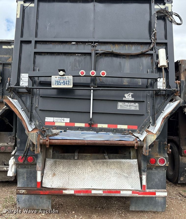 image for item DX7988 2011 Trinity Eagle Bridge live bottom trailer