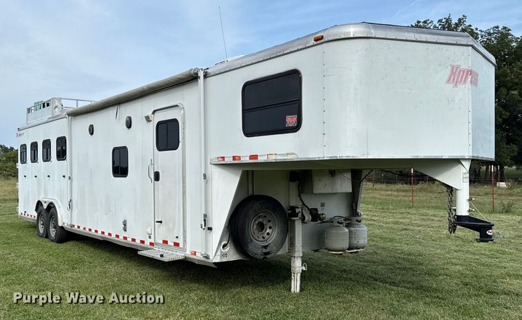 image for item DY8117 2005 Kiefer Xpress Advantage plus livestock trailer