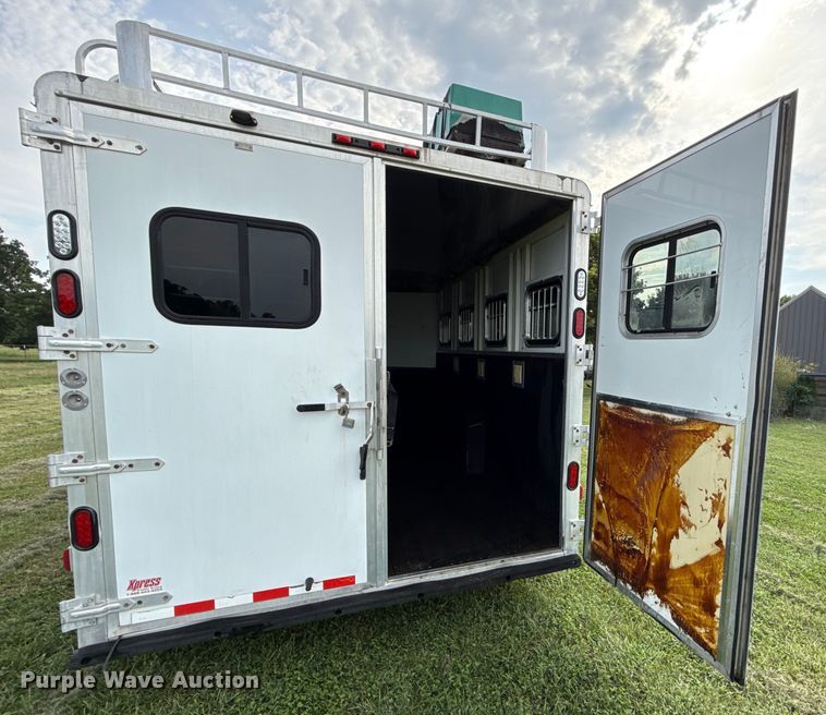 image for item DY8117 2005 Kiefer Xpress Advantage plus livestock trailer