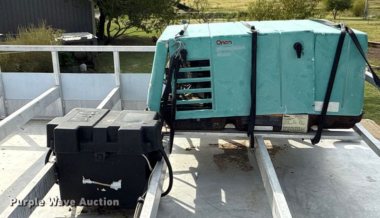 image for item DY8117 2005 Kiefer Xpress Advantage plus livestock trailer